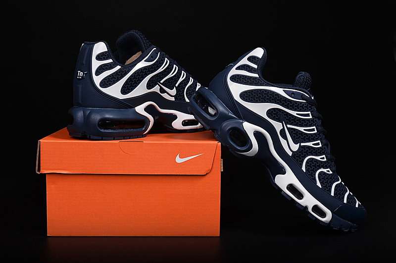 basket nike tn femme 2017 basket nike tn femme 2017